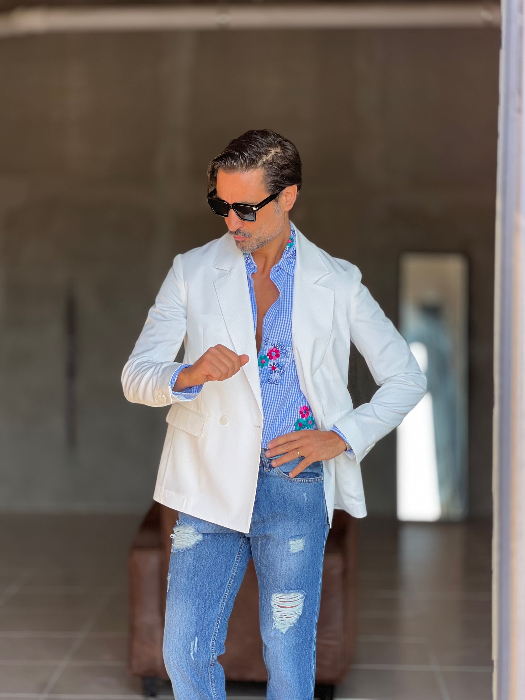 GIACCA  BIANCA  DOPPIOPETTO OVER FIT 0483 (ABBINABILE AL PANTALONE BIANCO 0483). 319
