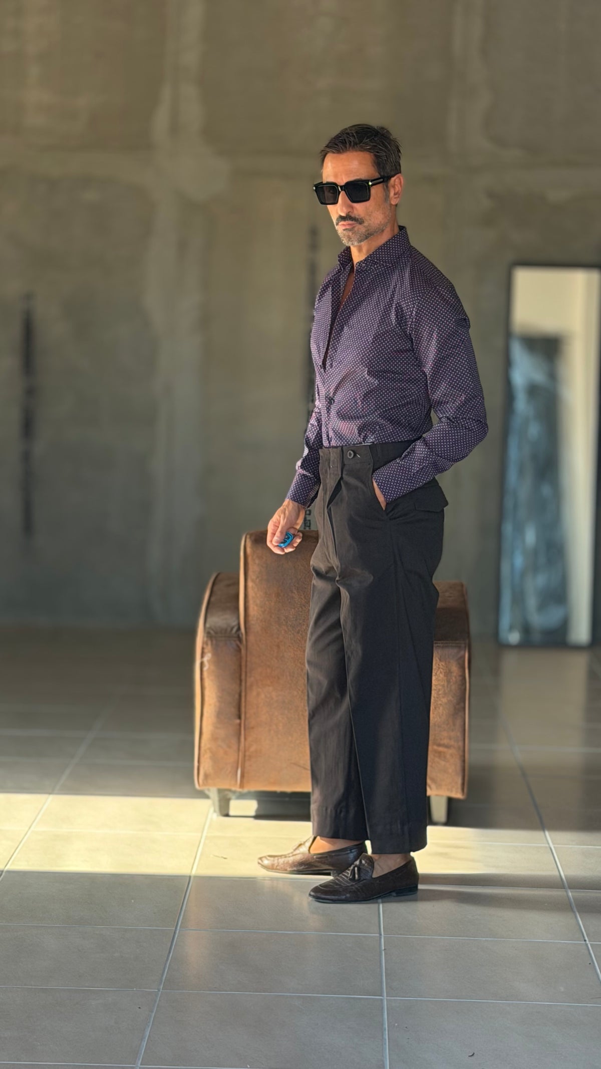 WHITE VISCOSE TROUSERS WITH REGULAR BOTTOM