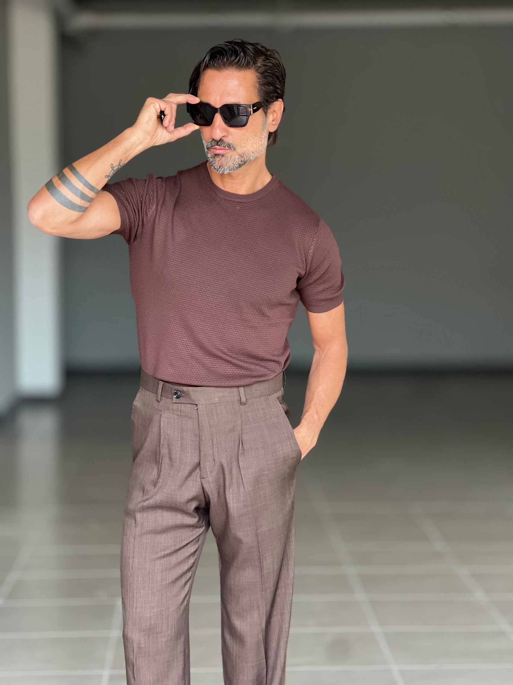 WHITE VISCOSE TROUSERS WITH REGULAR BOTTOM