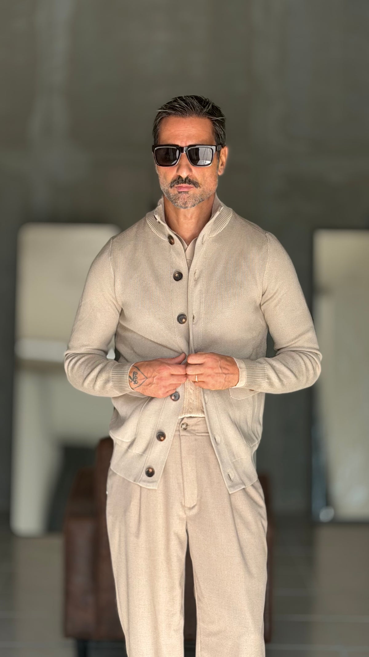 WHITE VISCOSE TROUSERS WITH REGULAR BOTTOM