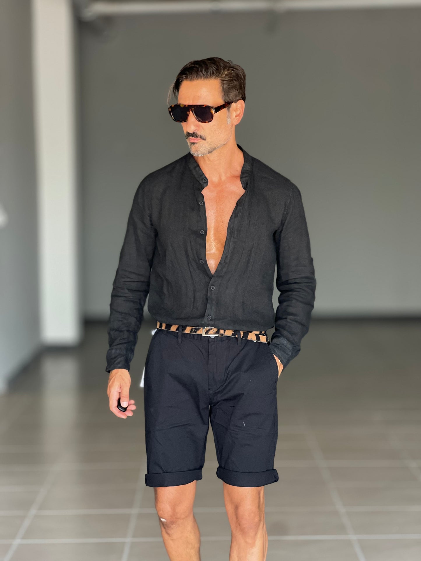 WHITE VISCOSE TROUSERS WITH REGULAR BOTTOM