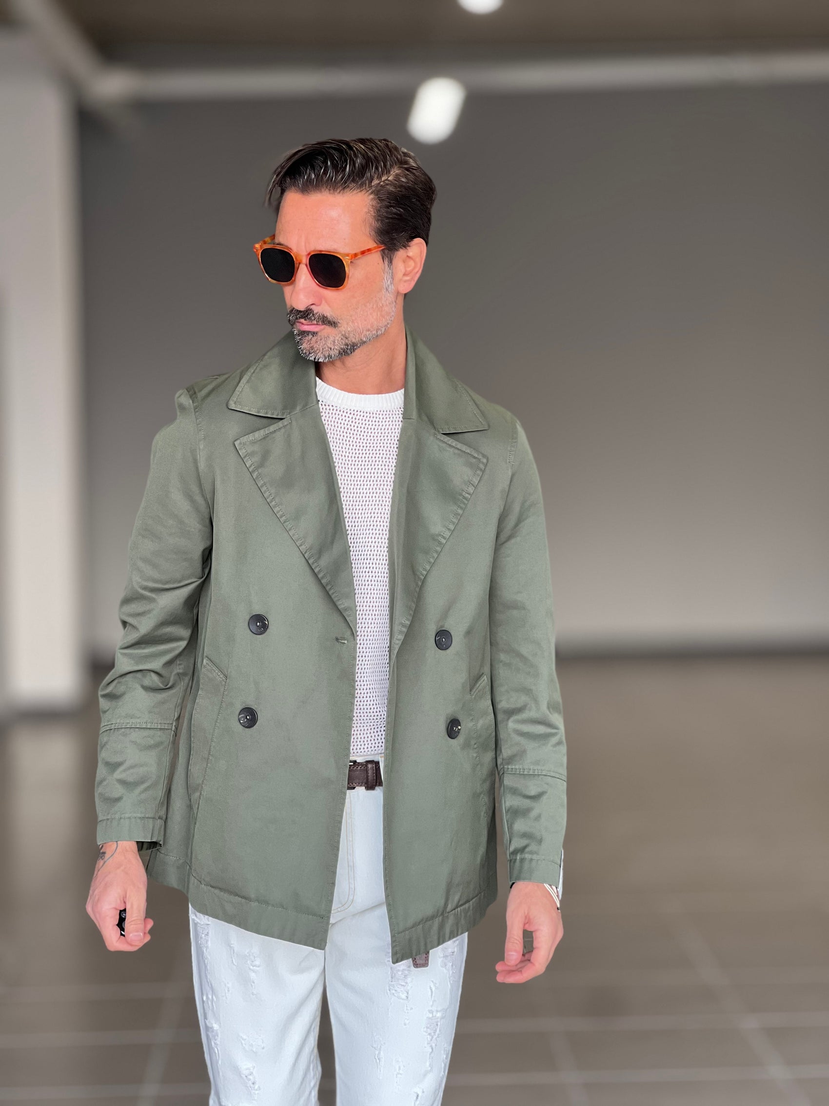 TRENCH CORTO VERDE ALTATENSIONE