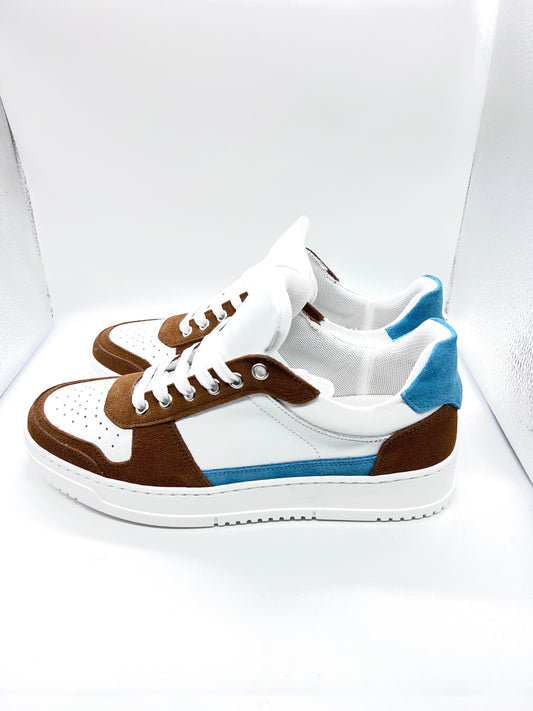 LIGHT BLUE BROWN AND WHITE SNEAKER WITH LIGHT BLUE CAP