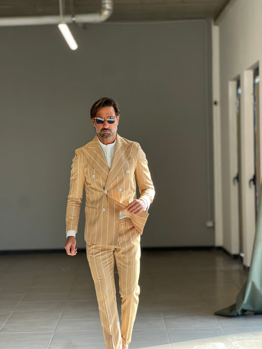 DOUBLE-BREASTED CAMEL SUIT WITH PINSTRIPE VISCOSE